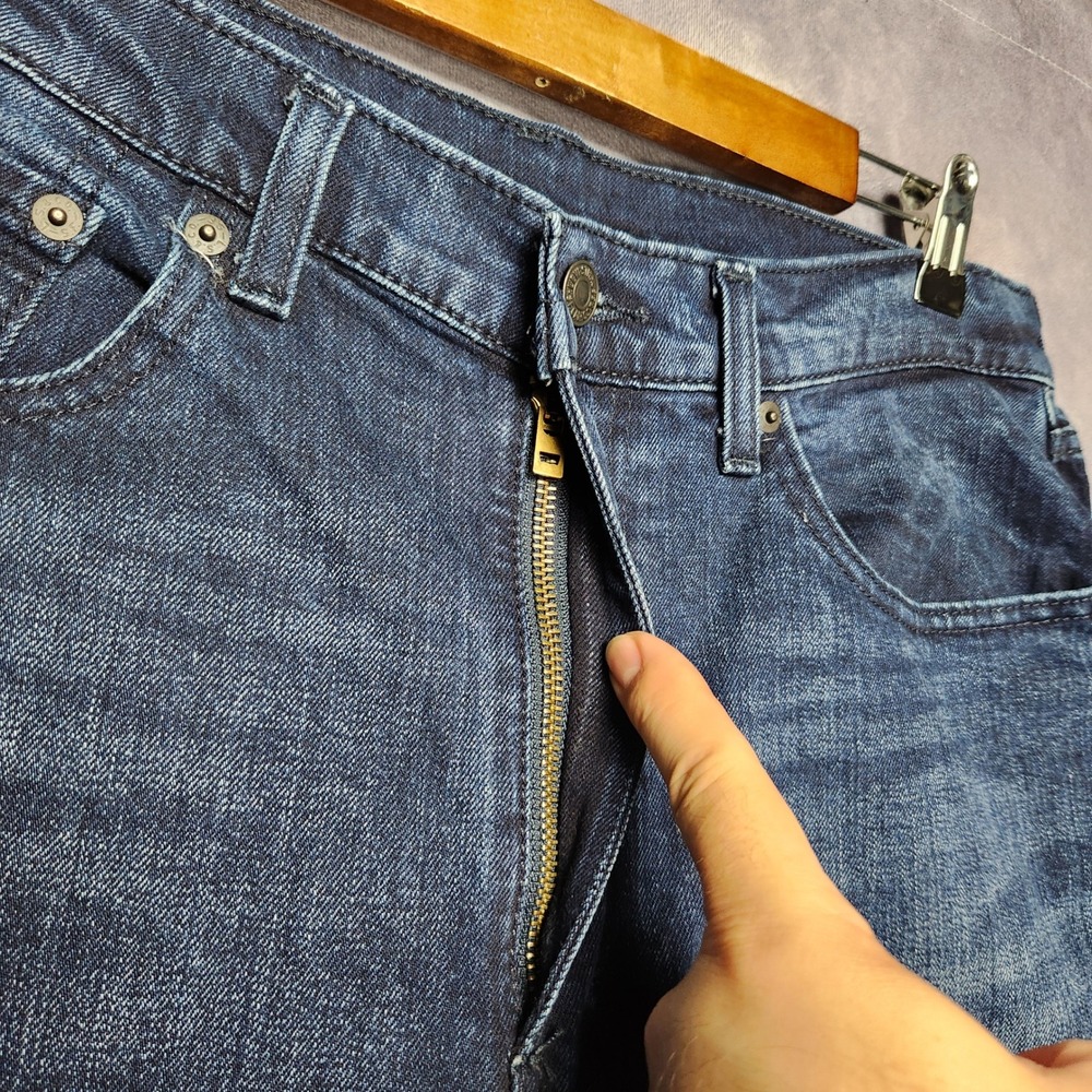 Levis 550 Relaxed Fit Tapered Leg Indigo Blue Jeans Mens 35x34 Stretch Blend - Picture 7 of 16